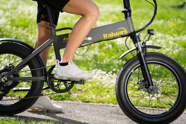 ITALWIN-K2-XL-3 Kokkupandav elektrijalgratas ITALWIN K2 XL (36V / 10,5 Ah), valge