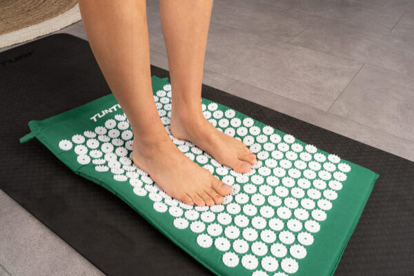 Punktimassaaži matt ja padi Tunturi Acupressure Mat And Pillow, Green