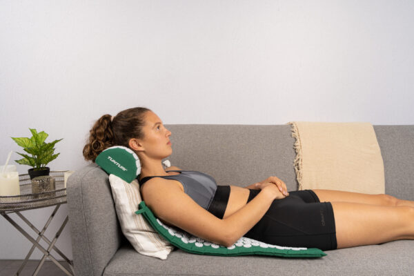 Punktimassaaži matt ja padi Tunturi Acupressure Mat And Pillow, Green