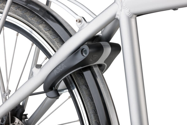 Raamilukk AXA Victory