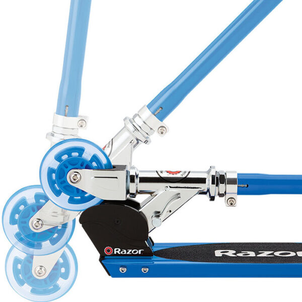 toukeratas_razor_s_spark_sinine_3 Tõukeratas Razor S Spark sädemeid pilduv