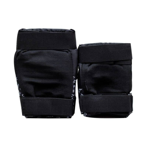 Kaitsmete-komplekt-Boom-Basic-Double-Pad-Set-Black-S-2 Kaitsmete komplekt Boom Basic Double Pad Set Black S