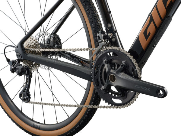 Gravel jalgratas GIANT Revolt Advanced 2 (2026) Carbon (S)