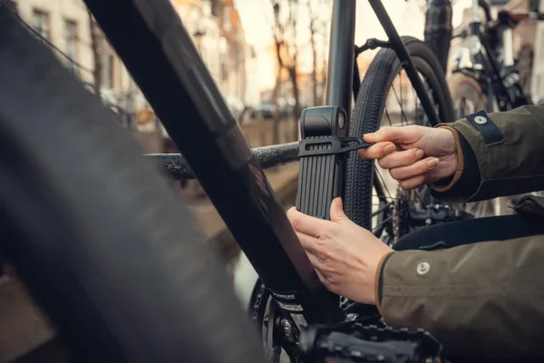 lylilukk_Axa_FoldLite100-6 Lülilukk AXA Fold Lite 100