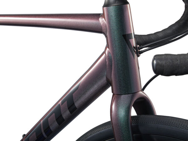 maantee_Giant_ContendAR2_2025-DarkIridescent-2 Maanteeratas GIANT Contend AR 2, Dark Iridescent (S)