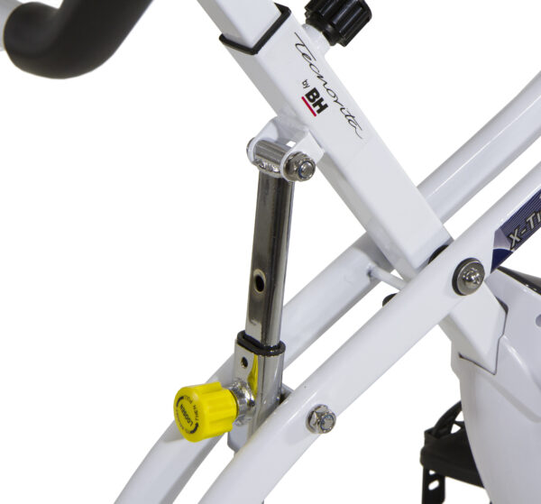 velotrenazoor_BHFitness_XTri2-5 Kokkuvolditav velotrenažöör BH FITNESS X-Tri 2, seljatoega